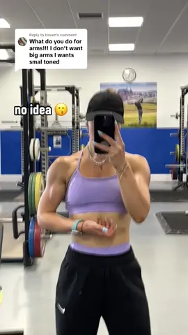 Replying to @Haven I’m the wrong person to be asking 🫣 #upperbody #GymTok #FitTok #backcheck #backdimples #shoulderdimples #upperbodyworkout #gymmeme 