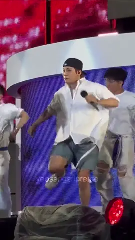 jongho's bounce bounce at waterbomb 😫 #ateezwaterbomb #ateez #jongho 