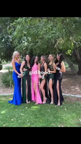 🥲👩‍❤️‍👩
