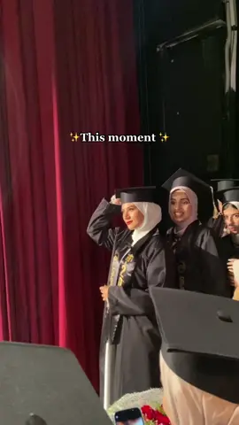 Hehee 😭🤍✨🎓. #grade #graduation #foryou #تخرج #explore #تخرج2023 #viral #egypt #fyp #اكسبلوررررر #خريج #