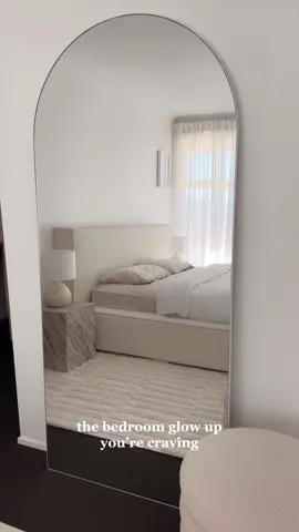 This might be our favourite bedroom styling we have ever seen 🥺 So dreamy #GlowUp #homedecor #interiordesign 