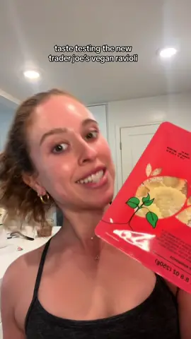 new vegan ravioli gets an a+ from meeee  #traderjoesfinds #traderjoesvegan #traderjoesravioli #veganravioli #veganfood #veganpasta #tastetest 