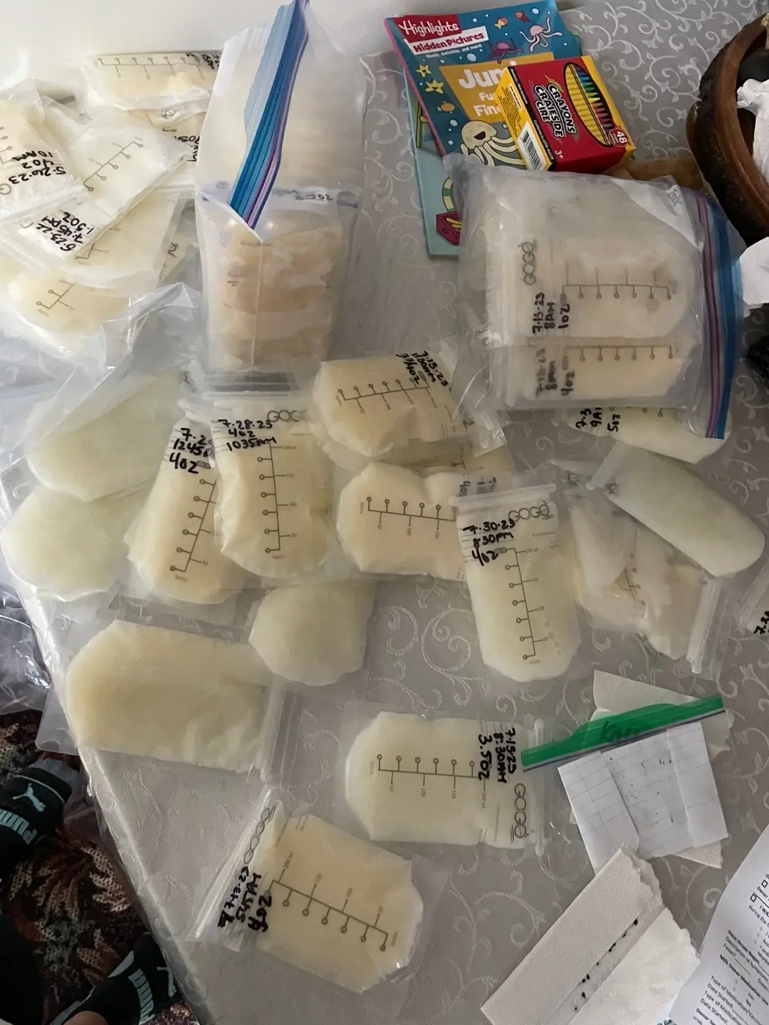 Donation part 2 over 150 oz sent, praying we’ve helped some more #nicubabies #breastmilk #milkdonor #milkdonation #nicufam❤️ #milkdonormom #pumping #exclusivepumping #liquidgold 