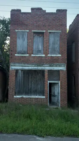 Do you like ghost towns #fyp #foryoupage #abandoned #vintage 