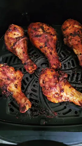 My favorite thing to make in the Air Fryer #thiscouldbeyou #airfryerchicken #airfryerchickenrecipe #airfryerchickenlegs #chefmanairfryer #frpシ #frp #airfryerrecipes 
