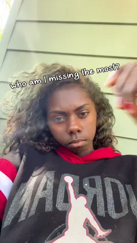 I really am missing my beautiful sister 😣🕊️