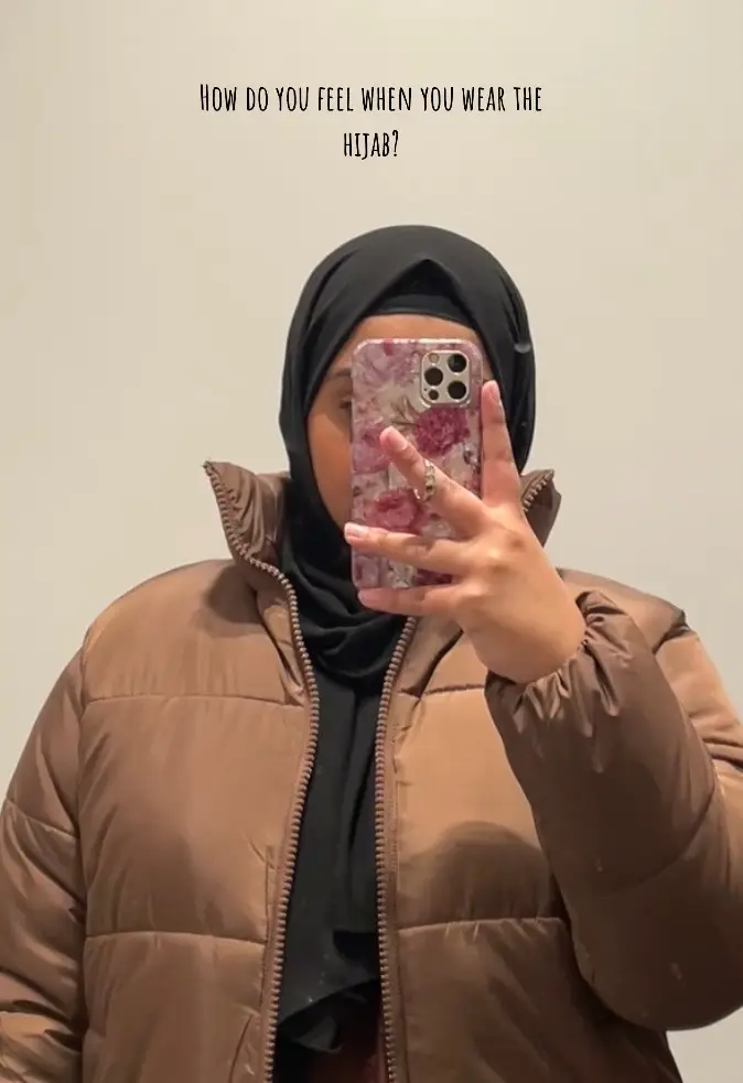 Allhamdulillah 🤲🏽 it isn’t the easiesr journey but with Allah swt will it has become easier Allhamdulillah ♥️ #allhamdulilah #hijab #hijabjourney #hijabi #hijabitiktok #hijabigirl #howdoyoufeelwhenyouwearthehijab #thebeautyofhijab #islamic_video #islam #muslim #muslimwoman #proudtobemuslim #sanasageerx #sanasageer #fyp 