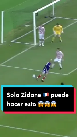 Ese pase de Zinedine Zidane 🇨🇵 durante el partido de Francia 🇨🇵 🆚 Croacia 🇭🇷 en la fase de grupos de la EURO 2004 🇵🇹 ¡Pura clase! #futbol⚽️ #zidane #gol #golazo #copadelmundo #zinedinezidane 
