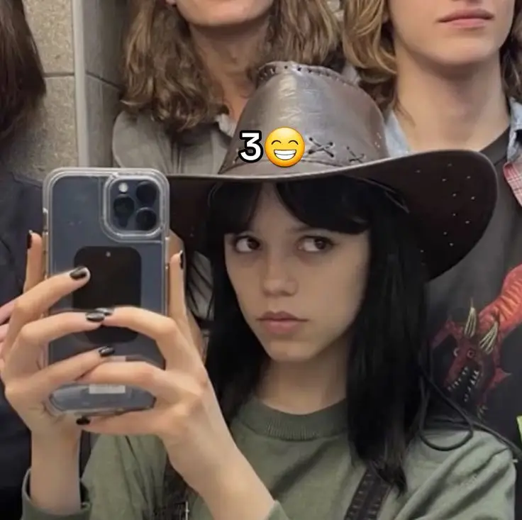 We are only 8006 to be fans of Jenna Ortega ? #jennaortega #jennaortegaedit #america #fyp #viral 