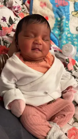 Crying because my babygirl is growing up so quickly, shes no longer a newborn🥹 @Daveram1010  #newbornbaby #mybabygirl 