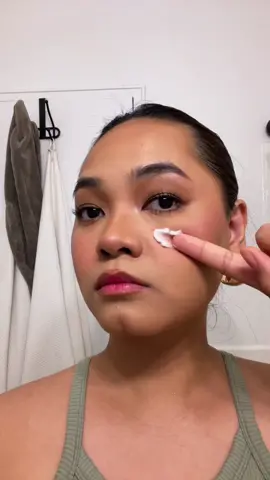 will keep using falsies til this thing works 👁️👄👁️ come back here after a month 💪🏼 #grandelash #grandelashserum #grandelashmd #eyelashes #howtogroweyelashes #eyelashgrowthserum 