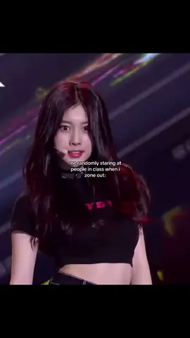 i had this problem real bad in the 8th grade i have a whole story about it😭 #strayaroha #fyppppppppppppppppppppppp #hyewon 