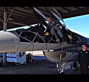 #viral#f16#funnypilot😂 #fighterjet #military #aircraft #airforce 