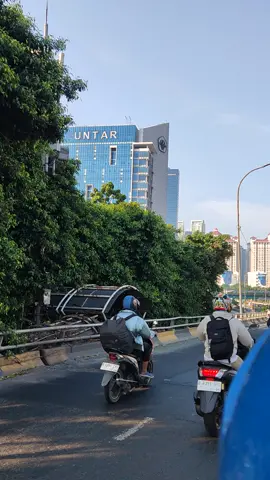 pagi di jakarta barat #morningvibes #jakartabarat #budakkorporat #jakarta 
