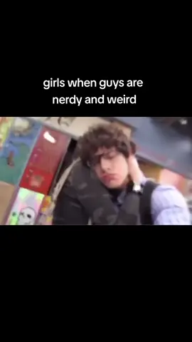 LIZ IS CRAZY #arianagrande #lizgillies #mattbennett 