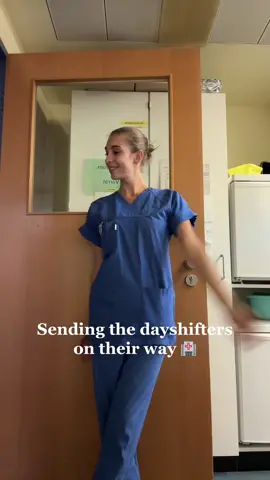 Liebe meine Kollegen aber wenn der Nachtdienst beginnt muss der Tagdienst schnell nach Hause gehen 😅 Cr.: @Hanna, RRT  #nurse #krankenschwester #fyp #nurselife #nurseok #nursingtok #nursesoftiktok #byebye #hospital #krankenhaus #nightshift
