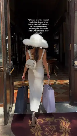 Resolution out the door #fashiontiktok #luxurylifestyle #fashiontok #fashiongirly #europeansummer #nyctiktok 