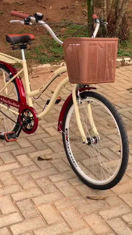 Mais uma lindeza passando! ❤️ Bike aro 26 sem marcha!🚲 Com Cestinha Bege!  *Oferta especial no WhatsApp! 🙋‍♂️ … #bike #bicicleta #bikeretro #retro #vintage #bikelove #mariaclarabikes #bikes #lazer #pedalar