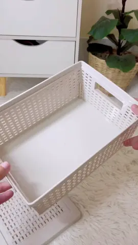 ตะกร้าใส่ของมินิมอล ตะกร้าเก็บของใส่เครื่องสำอางค์ได้ 🩷🌸☁️ #กล่องพลาสติก #กล่องเก็บของพลาสติก #กล่องใส่ของ 