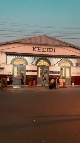 Pie kenaganmu? Aman? #stasiunkediri #kotakediri #fyp 