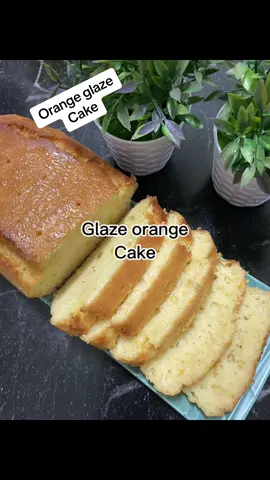 Mencuba resepi dari wellnesswithhoney. Sedap orange glaze kek ni. Dari parutan kek ke airnya dari beberapa biji oren. #longervideos #videomasakan #foodtiktok #keksedap #kekoren #glazecake #masakdirumah #RoadToTikTokAwardsMY 