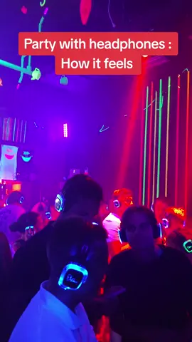 #headphonesparty #silentparty #iosisland 