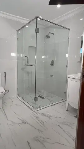 We installed this cutiee 😍😍 Happy bath time✨ #tiktokke #tiktokkenya🇰🇪tiktokviral #trending #nairobi #goviralvideo #showercubicles #interiors #kenya #bathroom #interiordesign #construction #viral 