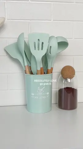 These are actually like really pretty! ! Comes with everything you need! #utensil #organizer #drawerorganization #kitchenfinds #joesph #trendnew #trendhunter #summersale #tiktokmademebuyit #summerholidaysale #backtoschool #spotlight 