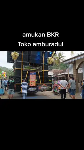 karnaval BKR obrak abrik isi toko #karnaval #soundhoregjawatimur #soundsystemmalang #bkraudio #brewog_audio #viral #fyp