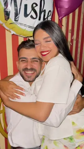 ربنا ما يحرمني منك يا عمري والف الف مبروك وعقبال الليله الكبيره ❤️