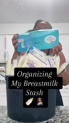 #organizewithme #breastmilkstash #breastmilktok #breastfeedingjourney #momcontent #breastmilkbag #3yearsbreastfeeding #momof3 #organizingtiktok #momtok #breastfeedingmom 