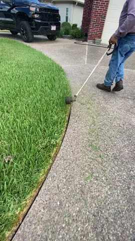 #foryoupage #yardero #lawncare #lawntiktok #parati #texas #lawntok #lawn #fyp 