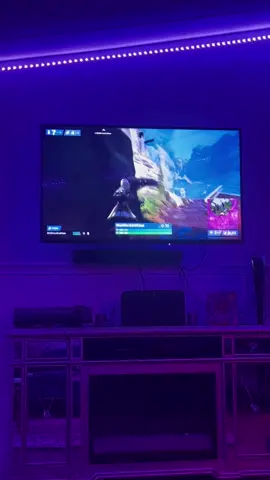I never said I played fair 🤭 #greenscreen #SchickAsks #fortnite #sorrynotsorry #fyp #sundaychurch 