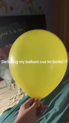 #deflate #balloon #deflatingballoon #zivtelly 