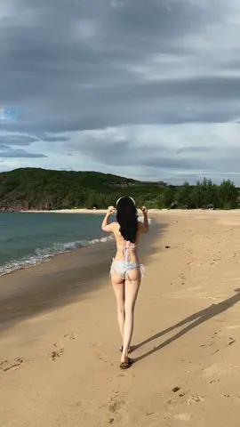 Thích a nhiều quá mà a lại nói à lôi vây thì thôi trả dép e về #yenxoi hii