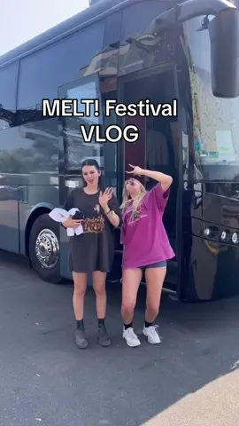 @@MELT 2023 recap 💟🥲 mit @ruby o.fee und der ganzen fairy gang ! erstes festival und gleich soooo. es war alles so viel arbeit so viel proben blut schweiss und tränen war den ganzen sommer auch mein eigenes tour management und alles 🥵 der tourbuss war einfach das heftigste geschenk i mean whaaat 😭😭🥲 ily ily ily <3 #zsazsa #Vlog #dwh 