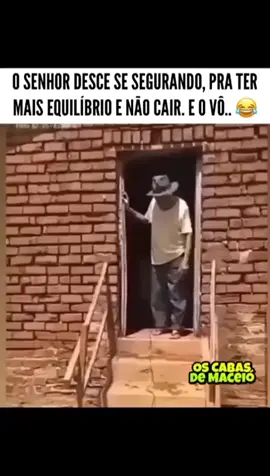 Aí vovô!!! Cuidado pra não cair!!! 🤣🤣 . . Sacanagem essa Alexa 🤣 . . #serenissima #humor #RirFazBem #RirÉOmelhorRemédio #rir #terapiadoriso