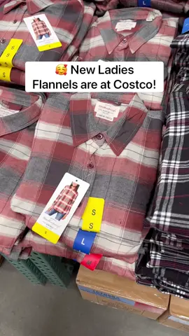🥰 New Ladies Flannels are at Costco! These shirts come in four autumn colors and are very cute! Just $12.99 each! #flannel #flannelshirt #falloutfits #fallstyle 