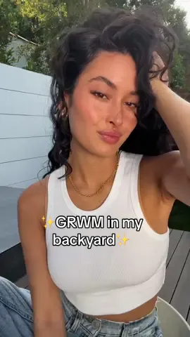 I love slow mornings and being outside when i wake up 🤍🎀✨💄#grwm #skincaretips #blush #summerlooks #summermakeup #summerblushes #makeup #makeuptutorial #grwmroutine #grwmmakeup 