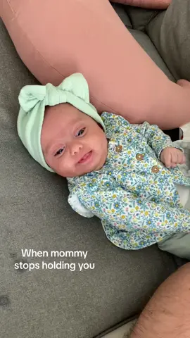 #2monthsold #babygirl #girl #twomonthsold #babiesoftiktok #utahmom #mexicanmom #babylife 