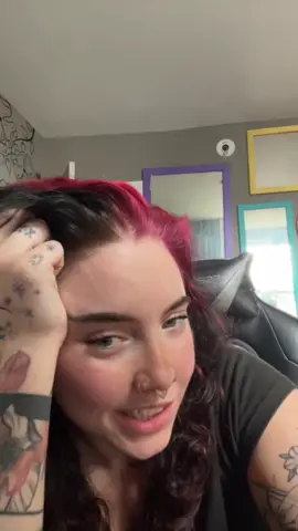 insults mean i win 🤷‍♀️ maybe i should get more unhinged on live? Lmk 