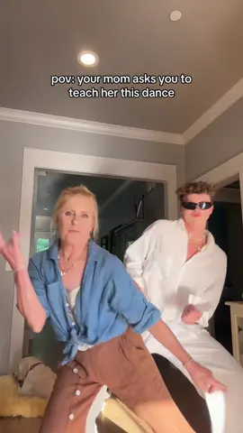 thats what im here for girl 💋 #icespice #deli #larsgummer (dc @A really basic TikTok page )