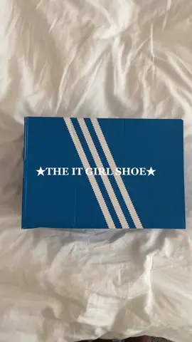 ✧°₊·♡∗ˈ‧₊ Im obsessed! ✧°₊·♡∗ˈ‧₊.           #fyp #forupage #cute #aesthetic #aestheticvideos #thatgirl #downtown #downtowngirl #itgirl #shoes #adidas #adidasforumlow #sneakers #xyzbca #model #fashioninspo #coquette #coquetteaesthetic #gilmoregirls #stargirl #theweeknd #inspo #cleangirl #cleangirlaesthetic2023 #backtoschool #shopping #fashioninspo #outfit #outfitinspo #pinterestaesthetic #pinterestinspo 