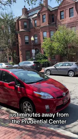 SEPT 1ST STUDIO RENTAL AVAILABLE IN BACK BAY!!! Guys, I’m so sad to be leaving my cute studio aparment in back bay, but I know the next tenant is going to love this apwrment as much as i do (especially that everhthing is so walkable) Apartment info and amenities: 🌟Year long lease begins September 1st 🌟Rent is $2,200 per month utilities included! 🌟Parking is availble at the copley house (which is a 3 minute walk away) 🌟Washer and dryer downstairs  🌟Down the street from the #prudentialcenter , #cheesecakefactory & close to Star Market, Trader Joe’s, and Whole Foods 🌟5 minute walk to New Berry Street, Boylston Street, the Back Bay @SoulCycle , and the South End 🌟Quiet, charming, safe neighborhood   Please DM me, or email BOTH afbeck18@gmail.com & familyrealtytrust@yahoo.com  ##bostonrental##bostonrentals##bostonrentalmarket##bostonrealestate##greaterbostonrealestate##bostonagent##bostonmassachusetts##backbay##newberrystreetboston##southend##southie##northend##westend##bostonhousing##betchesofboston