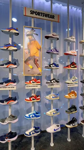 Pertama Di Yogyakarta‼️ Telah dibuka Nike by Ambarrukmo, toko bergaya butik yang berisi berbagai pilihan produk Nike yang telah dikurasi untuk memenuhi kebutuhan olahraga dan lifestyle anda Nike by Ambarrukmo juga memberikan Voucher terbatas untuk setiap pembelian diatas 3 juta rupiah. Segera kunjungi Nike by Ambarrukmo yang terletak di LT 1” #nike #nikebyambarrukmo #nikebutik #amplazjogja #plazaambarrukmo 