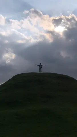 TOP OF THE HILL, SCREAMIN' ON TOP OF MY LUNG. LIFE ISNT FAIR, LOOK HOW'D YOU BECOME. 