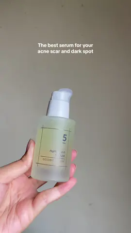 numbuzin no5 serum literally my current fav for acne scars😩 tak irritate my skin langsung and cerahkan my face also🌟! #koreanskincare #kbeautyskincare #skincaretips #vitaminc #numbuzin #numbuzinno5 #fypmalaysia #fyp 