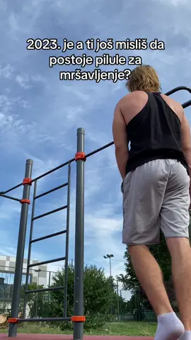 wake up to reality                                               #foryou #fyp #teretana #streetworkout #mrsavljenje #ishrana 