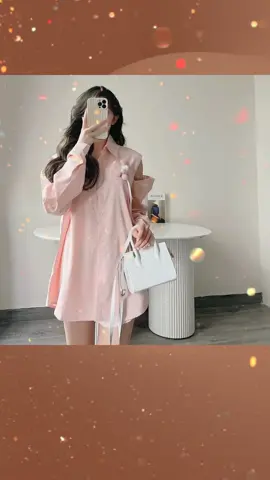 Áo sơ mi cut out vai bông hoa ngực rời Samhyewear Giá 159.000₫!#tiktok #muataitiktok #xuhuong #xuhuongtiktok #hottrend #lenxuhuong #xh #fyp #hyunhyun94 #aosominu 