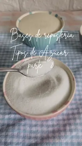 Tipos de Azúcar y su uso parte 2! Azúcar refinada, como dato curioso los granos de azúcar refinada bajo el lente del microscopio son transparentes! Este es el tipo de azúcar que debes usar para tus postres!!! #Postres #Azúcar #TiposDeAzúcar #BasesdeRepostería #like #likesforlike #Recetas #RecetasFaciles #parati #fyp 